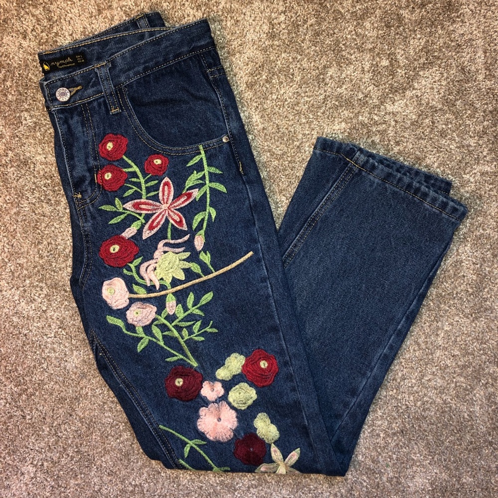 NYMPHE | Floral Embroidered Jeans